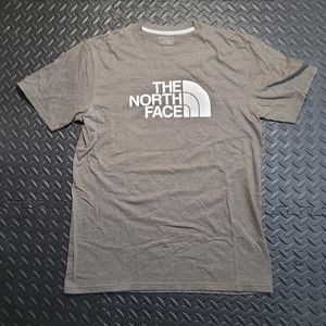 ✨️3 For $25✨️ The North Face Men's Tee Sz M